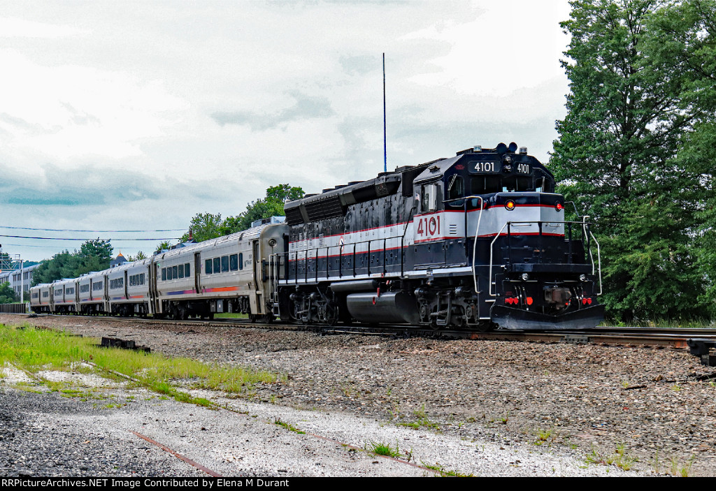 NJT 4101 on train 1274